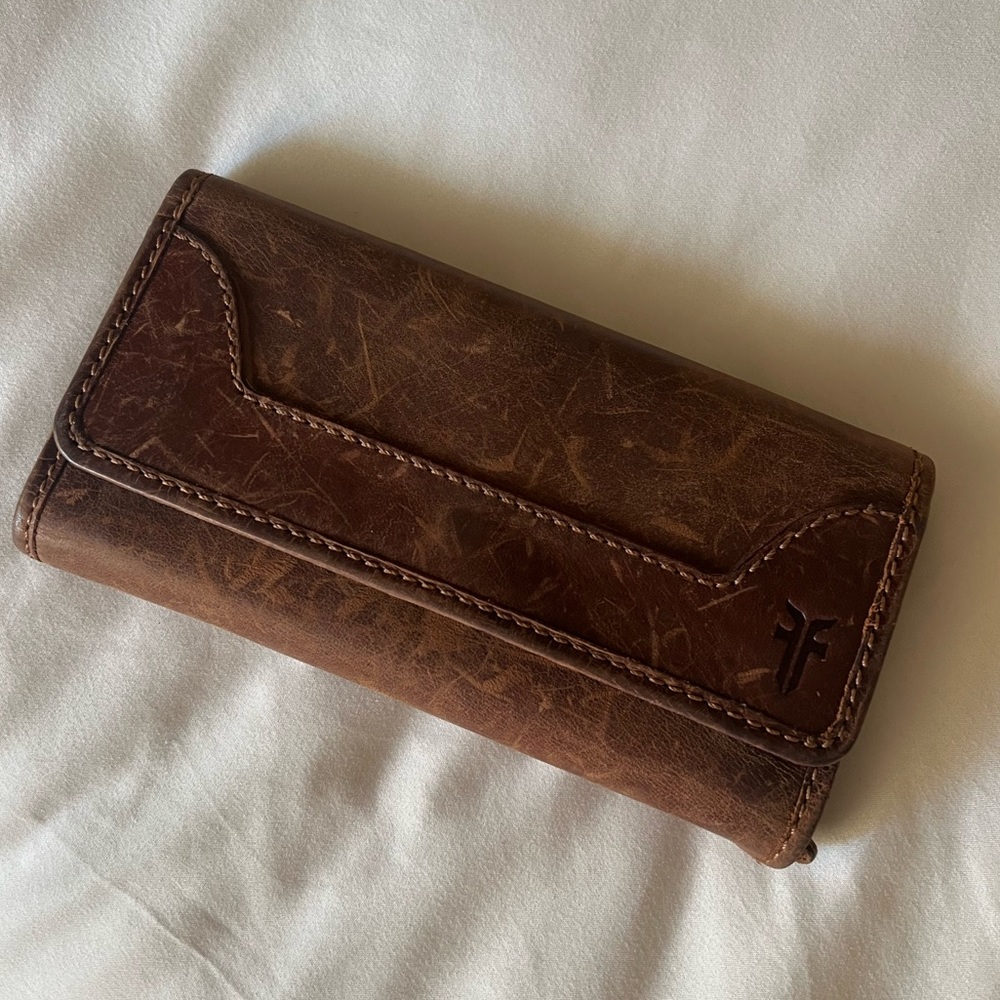 FRYE Melissa Continental Snap Leather Wallet